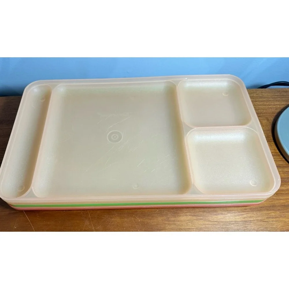 Vintage Tupperware 1535 Divided Lunch Dinner Plate Camping TV Cafeteria Tray Lot